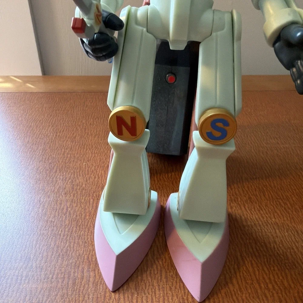 Yu Gi Oh Valkyrion Magna Warrior Total Control Figure 1996 Kazuki Takahashi